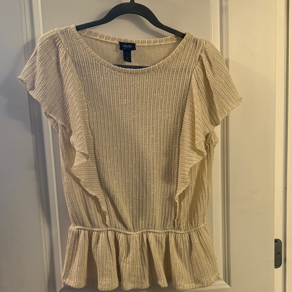 Daytrip Cream Ruffle Sleeve Blouse